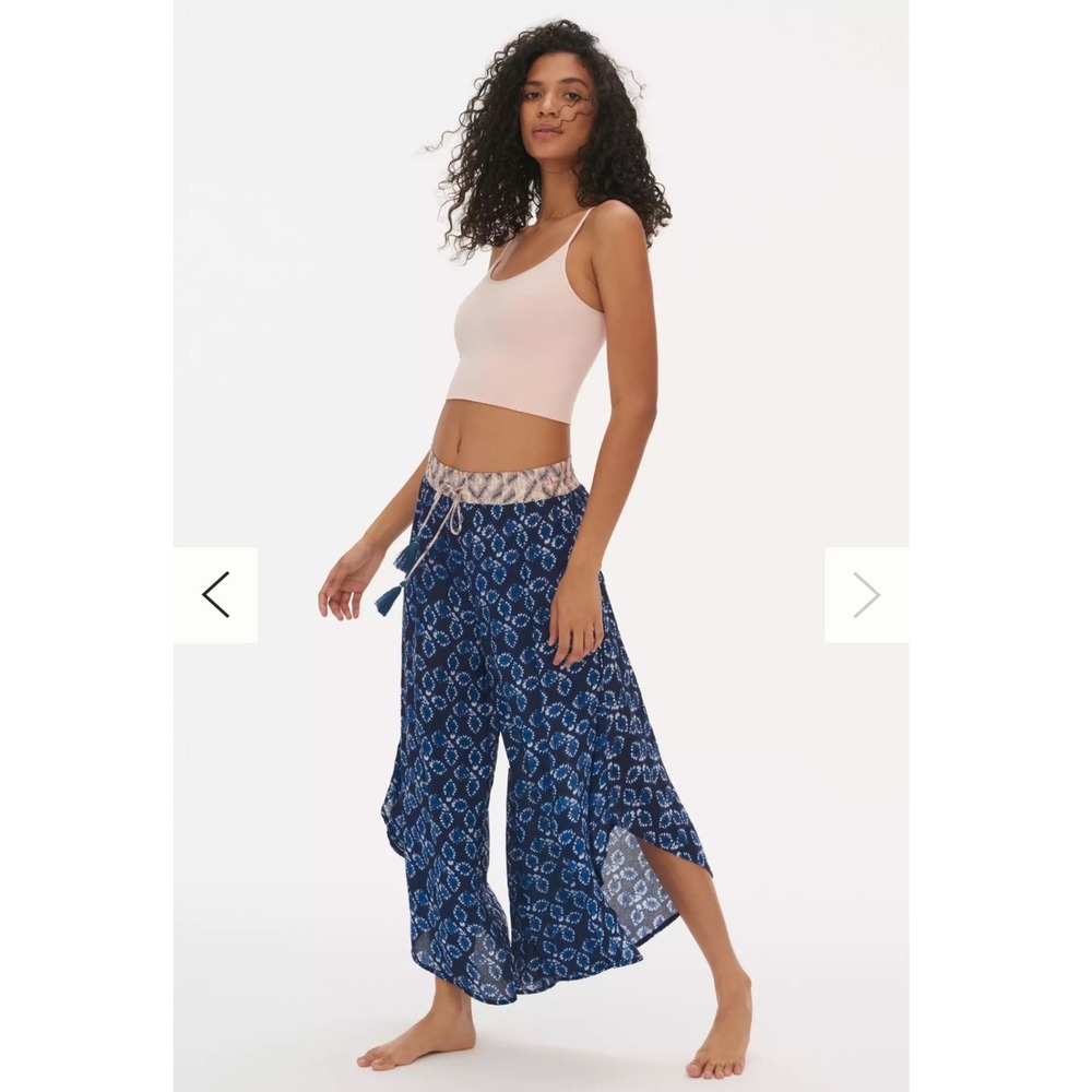 Anthropologieโ Chiffon Petal Sleep Wide Leg Crop Pants Tassel Smocked Waist Med